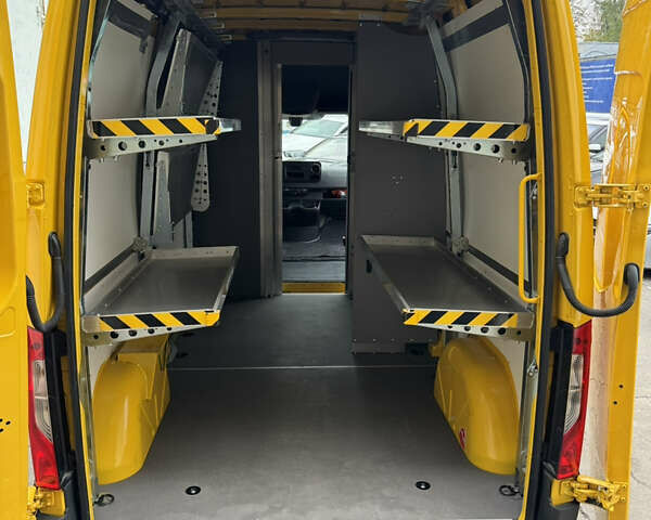 Жовтий Мерседес Sprinter, об'ємом двигуна 0 л та пробігом 34 тис. км за 22999 $, фото 33 на Automoto.ua