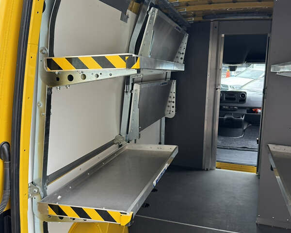 Жовтий Мерседес Sprinter, об'ємом двигуна 0 л та пробігом 34 тис. км за 22999 $, фото 41 на Automoto.ua