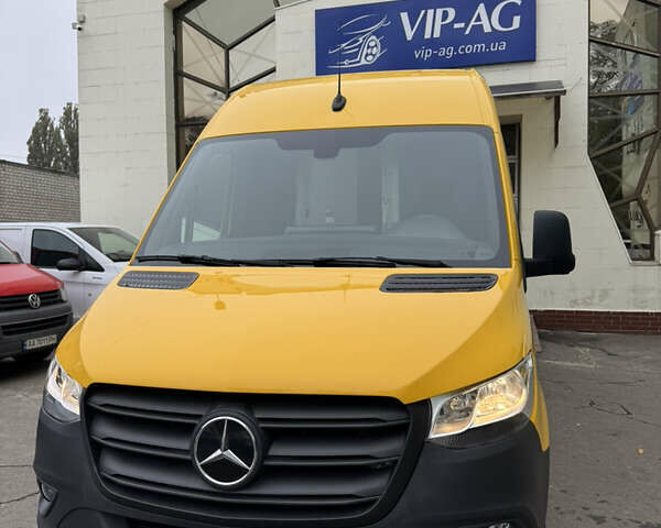 Жовтий Мерседес Sprinter, об'ємом двигуна 0 л та пробігом 34 тис. км за 22999 $, фото 1 на Automoto.ua