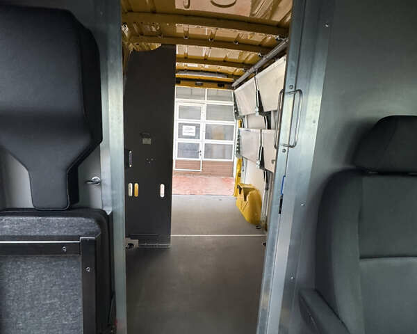 Жовтий Мерседес Sprinter, об'ємом двигуна 0 л та пробігом 34 тис. км за 22999 $, фото 23 на Automoto.ua
