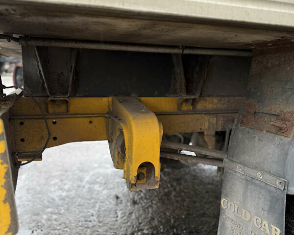 Жовтий Мерседес Sprinter, об'ємом двигуна 2.2 л та пробігом 470 тис. км за 6000 $, фото 21 на Automoto.ua