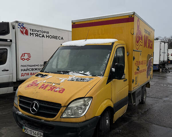 Жовтий Мерседес Sprinter, об'ємом двигуна 2.2 л та пробігом 470 тис. км за 6000 $, фото 2 на Automoto.ua