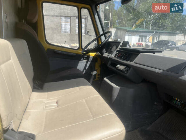 Жовтий Мерседес Sprinter, об'ємом двигуна 2.3 л та пробігом 200 тис. км за 3500 $, фото 4 на Automoto.ua