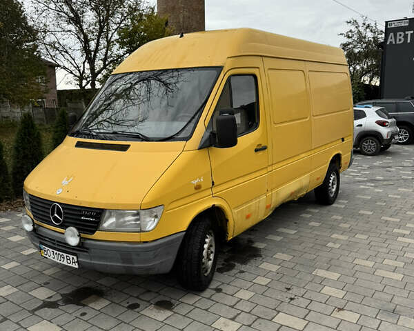 Желтый Мерседес Sprinter, объемом двигателя 2.87 л и пробегом 505 тыс. км за 4500 $, фото 7 на Automoto.ua