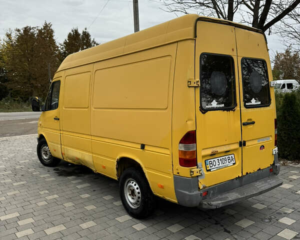 Желтый Мерседес Sprinter, объемом двигателя 2.87 л и пробегом 505 тыс. км за 4500 $, фото 5 на Automoto.ua
