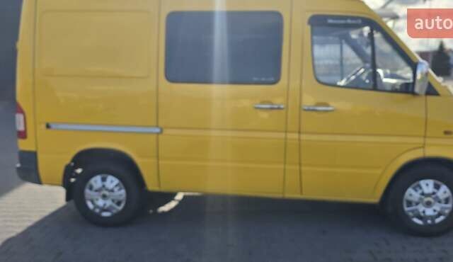 Жовтий Мерседес Sprinter, об'ємом двигуна 2.3 л та пробігом 267 тис. км за 5800 $, фото 15 на Automoto.ua
