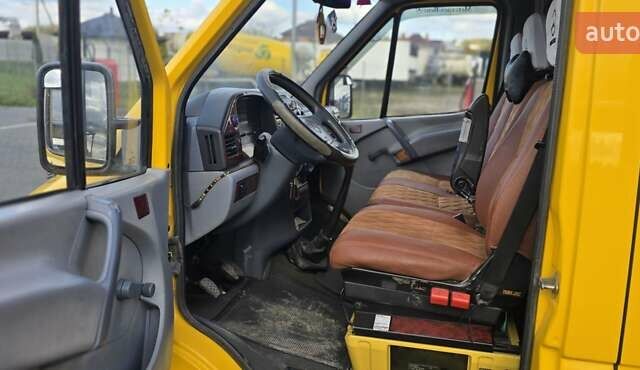 Жовтий Мерседес Sprinter, об'ємом двигуна 2.3 л та пробігом 267 тис. км за 5800 $, фото 29 на Automoto.ua