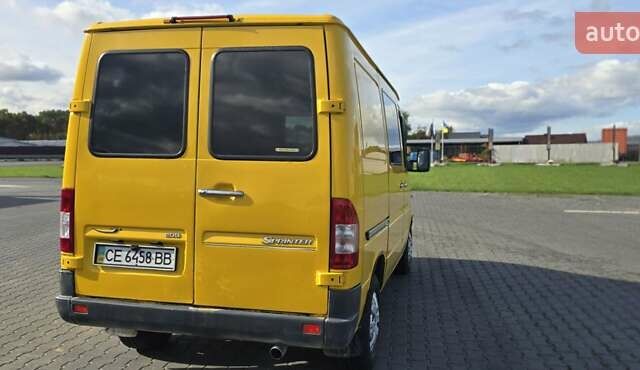 Жовтий Мерседес Sprinter, об'ємом двигуна 2.3 л та пробігом 267 тис. км за 5800 $, фото 11 на Automoto.ua