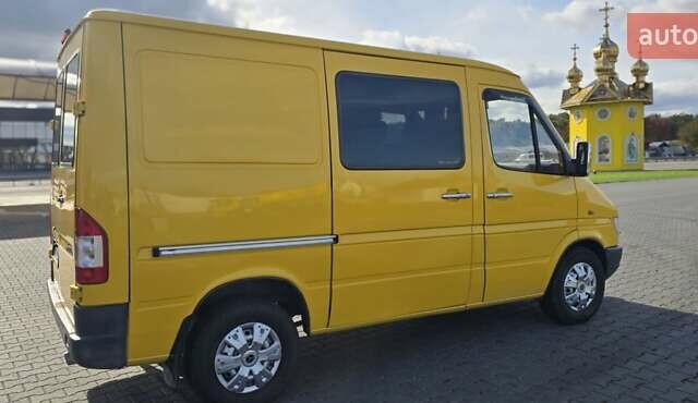 Жовтий Мерседес Sprinter, об'ємом двигуна 2.3 л та пробігом 267 тис. км за 5800 $, фото 12 на Automoto.ua