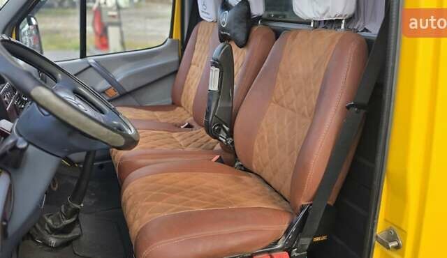 Жовтий Мерседес Sprinter, об'ємом двигуна 2.3 л та пробігом 267 тис. км за 5800 $, фото 28 на Automoto.ua