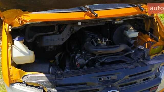 Жовтий Мерседес Sprinter, об'ємом двигуна 2.15 л та пробігом 500 тис. км за 7000 $, фото 12 на Automoto.ua