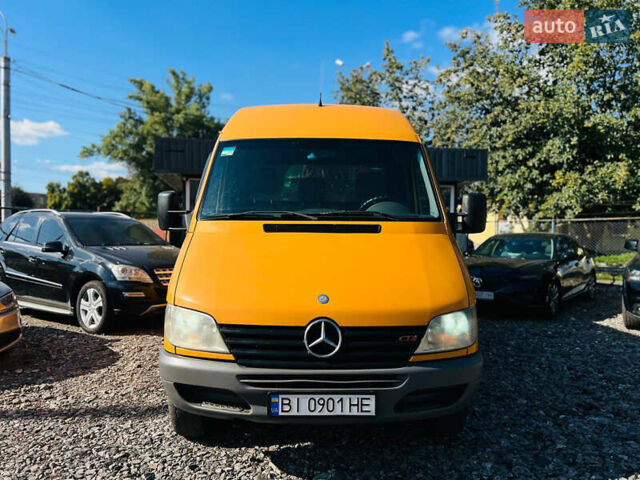 Жовтий Мерседес Sprinter, об'ємом двигуна 2.2 л та пробігом 400 тис. км за 6800 $, фото 1 на Automoto.ua