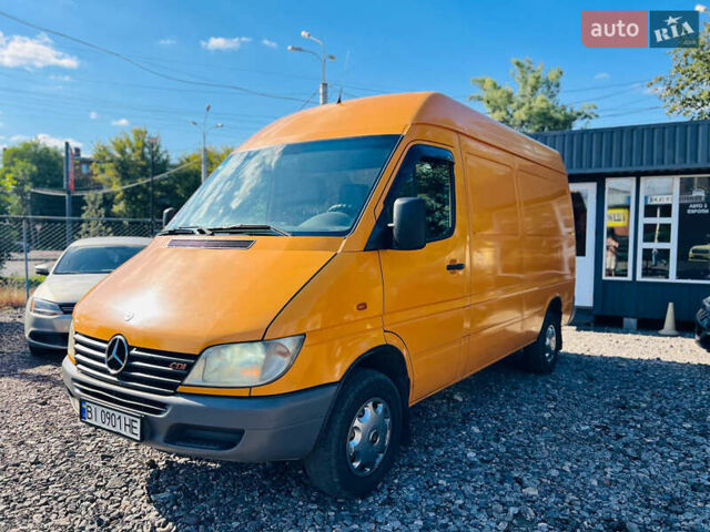 Жовтий Мерседес Sprinter, об'ємом двигуна 2.2 л та пробігом 400 тис. км за 6800 $, фото 2 на Automoto.ua