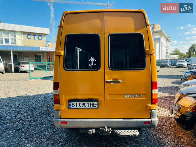Жовтий Мерседес Sprinter, об'ємом двигуна 2.2 л та пробігом 400 тис. км за 6800 $, фото 4 на Automoto.ua