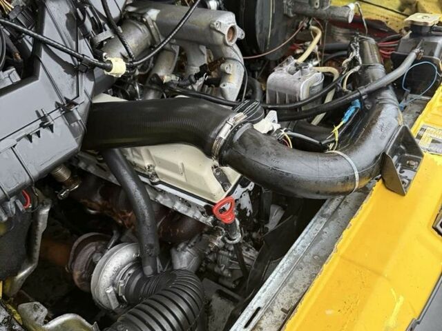 Жовтий Мерседес Sprinter, об'ємом двигуна 3 л та пробігом 100 тис. км за 3800 $, фото 6 на Automoto.ua