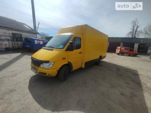 Жовтий Мерседес Sprinter, об'ємом двигуна 2.15 л та пробігом 620 тис. км за 5500 $, фото 8 на Automoto.ua