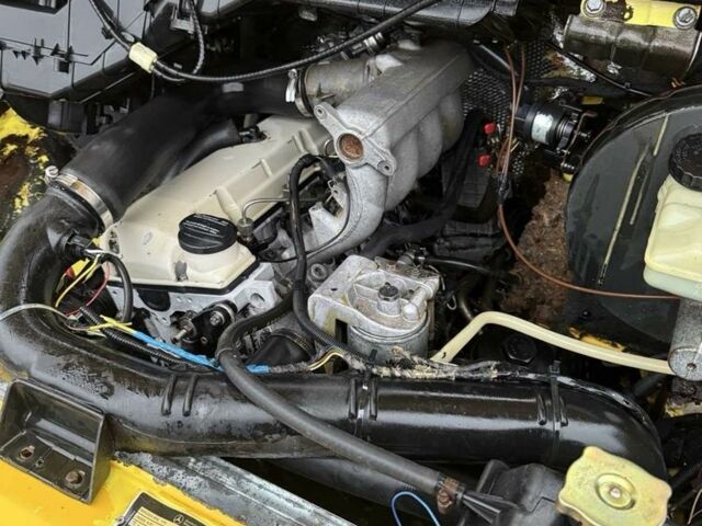 Жовтий Мерседес Sprinter, об'ємом двигуна 3 л та пробігом 100 тис. км за 3800 $, фото 7 на Automoto.ua