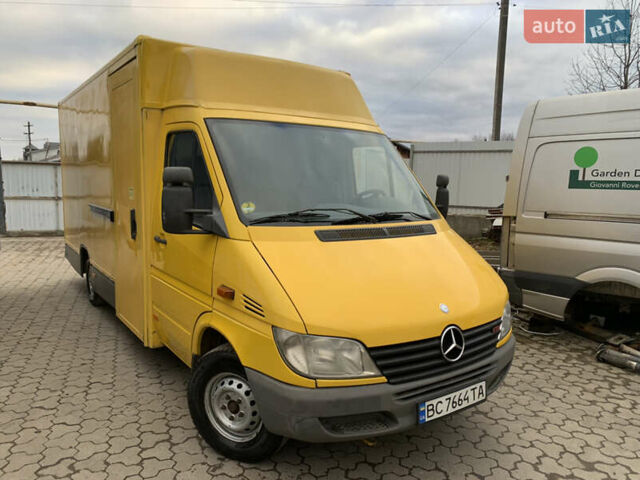 Жовтий Мерседес Sprinter, об'ємом двигуна 2.2 л та пробігом 308 тис. км за 10300 $, фото 1 на Automoto.ua
