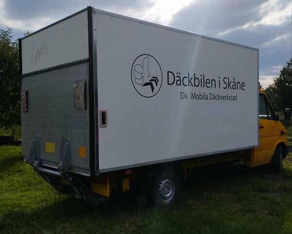 Жовтий Мерседес Sprinter, об'ємом двигуна 2.2 л та пробігом 380 тис. км за 10500 $, фото 2 на Automoto.ua