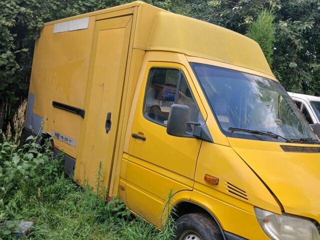 Жовтий Мерседес Sprinter, об'ємом двигуна 2.2 л та пробігом 1 тис. км за 4851 $, фото 1 на Automoto.ua