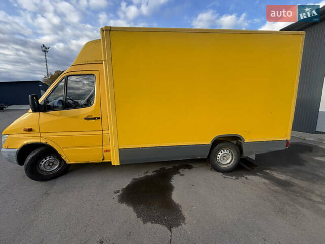 Желтый Мерседес Sprinter, объемом двигателя 2.15 л и пробегом 507 тыс. км за 3999 $, фото 8 на Automoto.ua