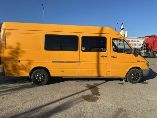 Жовтий Мерседес Sprinter, об'ємом двигуна 2.1 л та пробігом 444 тис. км за 9200 $, фото 3 на Automoto.ua