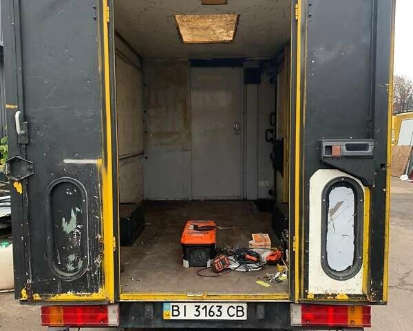 Жовтий Мерседес Sprinter, об'ємом двигуна 2.1 л та пробігом 150 тис. км за 8500 $, фото 4 на Automoto.ua