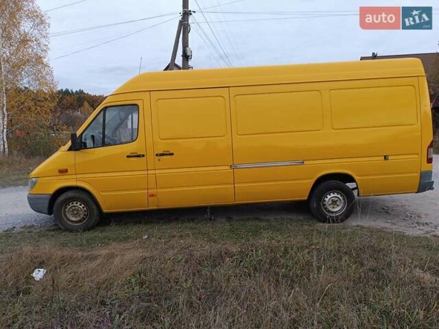 Жовтий Мерседес Sprinter, об'ємом двигуна 2.15 л та пробігом 435 тис. км за 9400 $, фото 5 на Automoto.ua