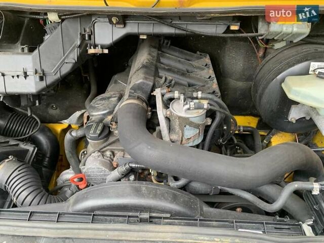 Жовтий Мерседес Sprinter, об'ємом двигуна 2.1 л та пробігом 150 тис. км за 8500 $, фото 11 на Automoto.ua