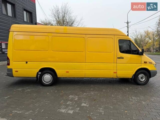 Жовтий Мерседес Sprinter, об'ємом двигуна 2.2 л та пробігом 540 тис. км за 8300 $, фото 3 на Automoto.ua