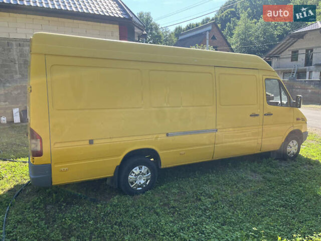 Желтый Мерседес Sprinter, объемом двигателя 0 л и пробегом 519 тыс. км за 8700 $, фото 1 на Automoto.ua
