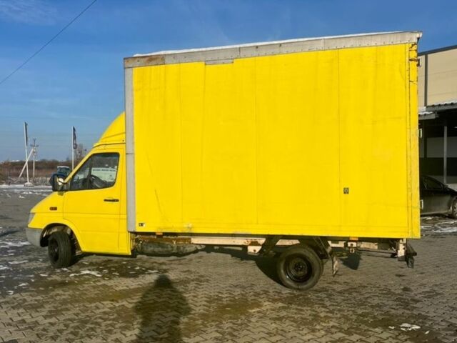 Жовтий Мерседес Sprinter, об'ємом двигуна 2.2 л та пробігом 700 тис. км за 9700 $, фото 5 на Automoto.ua