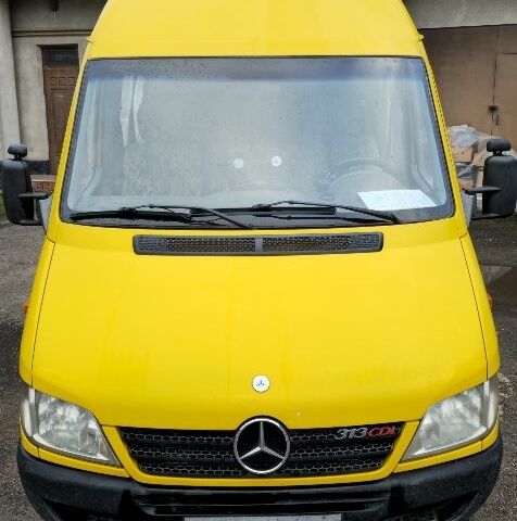 Жовтий Мерседес Sprinter, об'ємом двигуна 2.2 л та пробігом 238 тис. км за 15090 $, фото 1 на Automoto.ua
