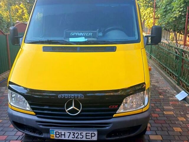 Жовтий Мерседес Sprinter, об'ємом двигуна 2.2 л та пробігом 475 тис. км за 9500 $, фото 9 на Automoto.ua