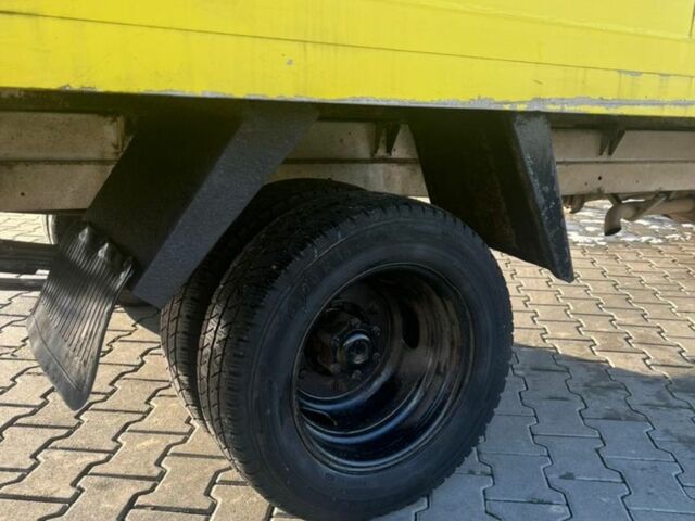 Жовтий Мерседес Sprinter, об'ємом двигуна 2.2 л та пробігом 700 тис. км за 9700 $, фото 4 на Automoto.ua