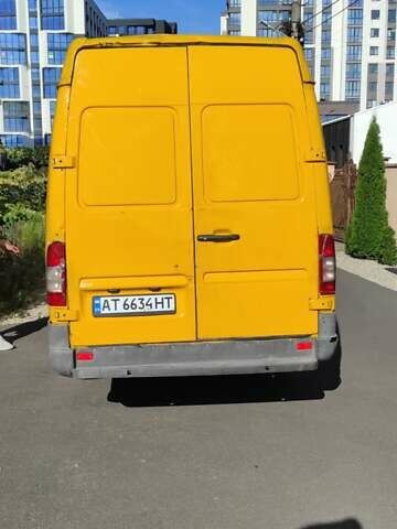 Жовтий Мерседес Sprinter, об'ємом двигуна 2.15 л та пробігом 385 тис. км за 9500 $, фото 2 на Automoto.ua
