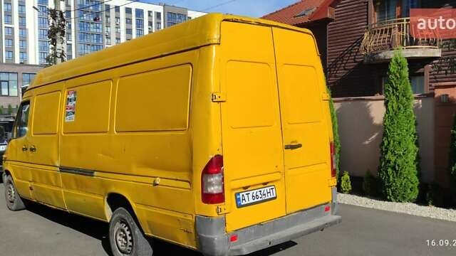 Жовтий Мерседес Sprinter, об'ємом двигуна 2.15 л та пробігом 385 тис. км за 9500 $, фото 1 на Automoto.ua
