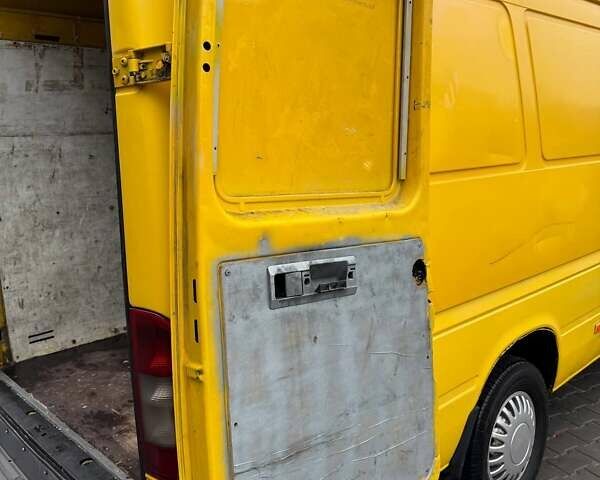 Жовтий Мерседес Sprinter, об'ємом двигуна 2.2 л та пробігом 540 тис. км за 8300 $, фото 6 на Automoto.ua