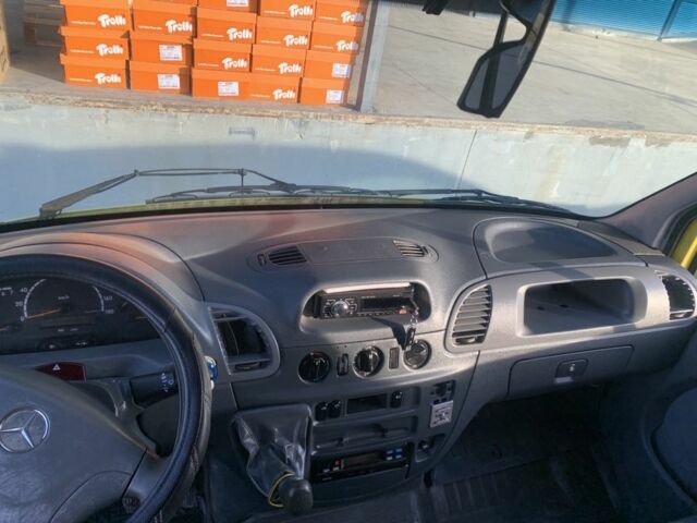 Жовтий Мерседес Sprinter, об'ємом двигуна 2.2 л та пробігом 700 тис. км за 9700 $, фото 7 на Automoto.ua