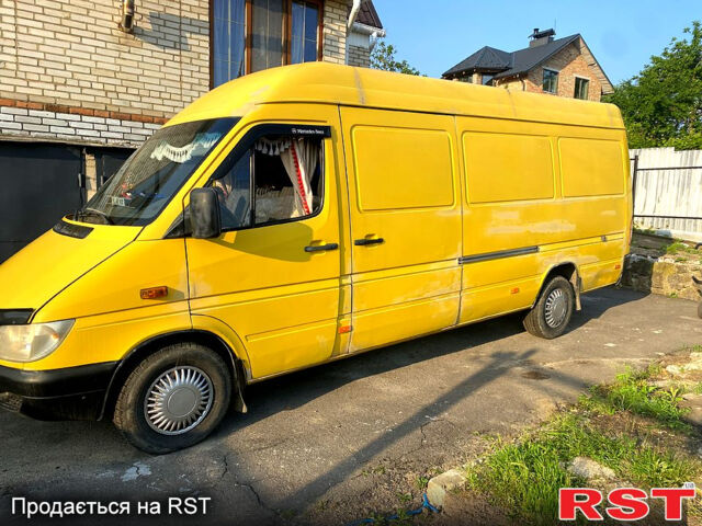 Желтый Мерседес Sprinter, объемом двигателя 2.2 л и пробегом 297 тыс. км за 8450 $, фото 8 на Automoto.ua