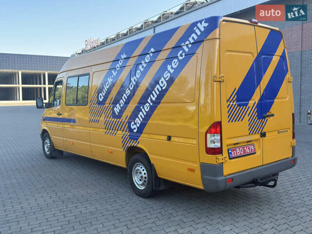 Жовтий Мерседес Sprinter, об'ємом двигуна 2.7 л та пробігом 400 тис. км за 18200 $, фото 4 на Automoto.ua