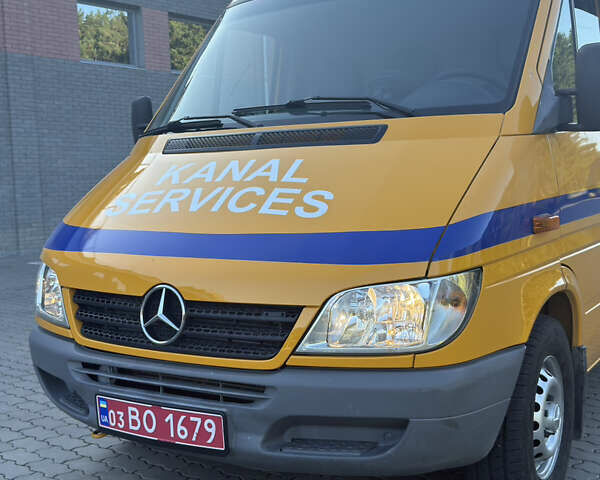 Жовтий Мерседес Sprinter, об'ємом двигуна 2.7 л та пробігом 400 тис. км за 18200 $, фото 26 на Automoto.ua