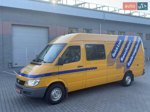 Жовтий Мерседес Sprinter, об'ємом двигуна 2.7 л та пробігом 400 тис. км за 18200 $, фото 23 на Automoto.ua