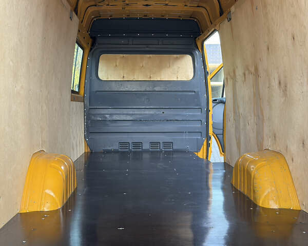 Жовтий Мерседес Sprinter, об'ємом двигуна 2.7 л та пробігом 400 тис. км за 18200 $, фото 75 на Automoto.ua