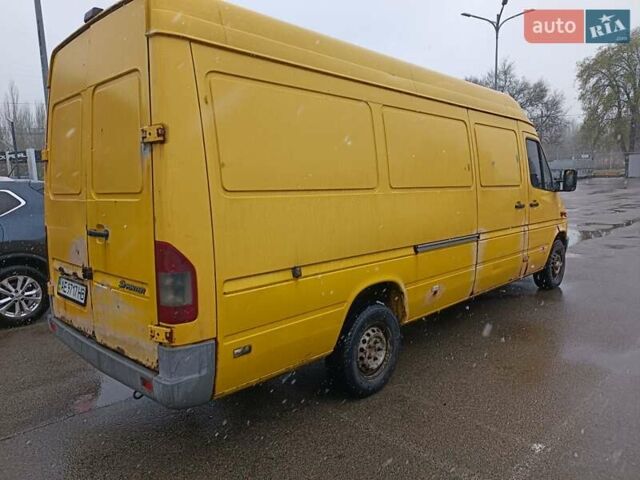 Жовтий Мерседес Sprinter, об'ємом двигуна 2.15 л та пробігом 318 тис. км за 7800 $, фото 3 на Automoto.ua