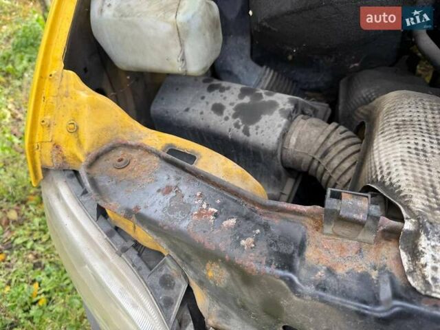 Мерседес Sprinter 2006 в Шепетовке на Automoto.ua Желтый Мерседес Sprinter, объемом двигателя 2.1 л и пробегом 636 тыс. км за 10500 $, фото 6 на Automoto.ua