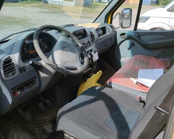 Желтый Мерседес Sprinter, объемом двигателя 2.2 л и пробегом 391 тыс. км за 10500 $, фото 6 на Automoto.ua