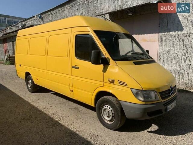 Жовтий Мерседес Sprinter, об'ємом двигуна 2.15 л та пробігом 480 тис. км за 7300 $, фото 1 на Automoto.ua