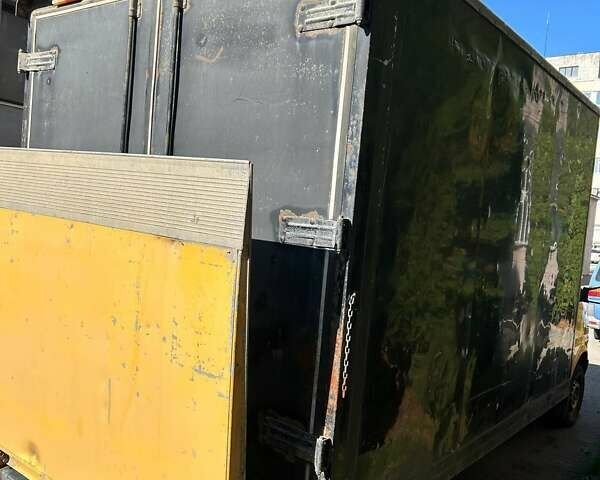 Желтый Мерседес Sprinter, объемом двигателя 2.15 л и пробегом 400 тыс. км за 7000 $, фото 4 на Automoto.ua