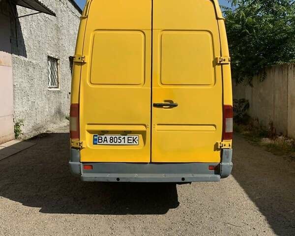 Жовтий Мерседес Sprinter, об'ємом двигуна 2.15 л та пробігом 480 тис. км за 7300 $, фото 2 на Automoto.ua